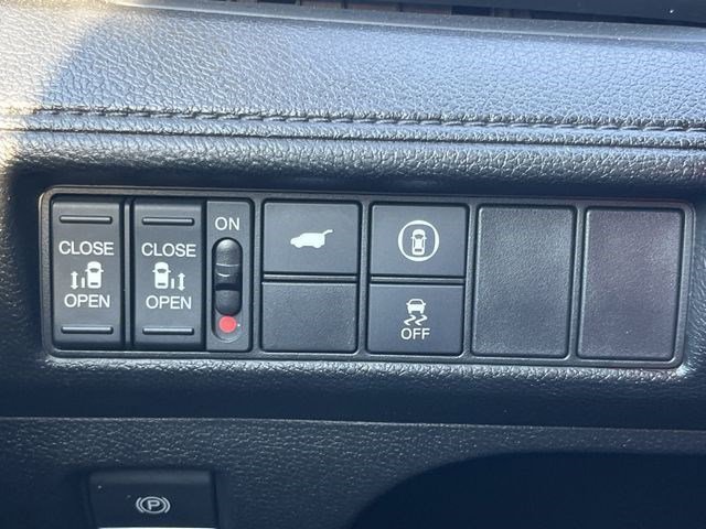 2023 Honda Odyssey EX-L - Photo 14