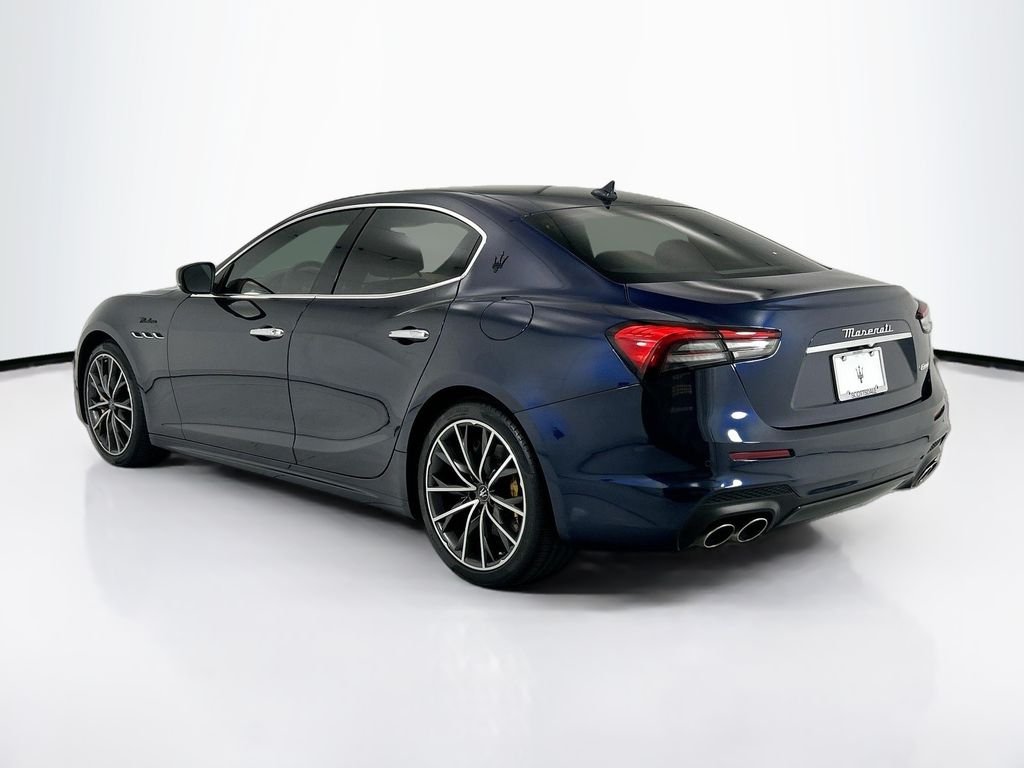 Used 2023  Maserati Modena image 7