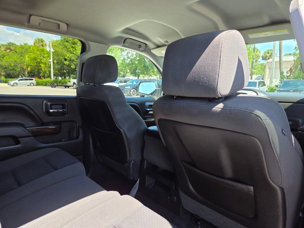Used 2014 Onyx Black GMC SLE image 17