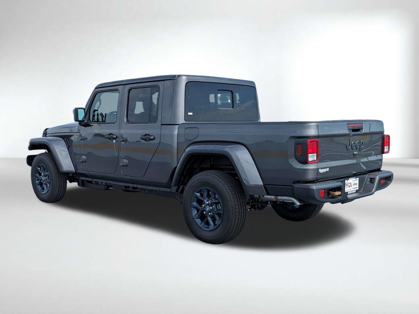 New 2026 Granite Crystal Metallic Clear-Coat Exterior Paint Jeep 85th Anniversary Edition image 6
