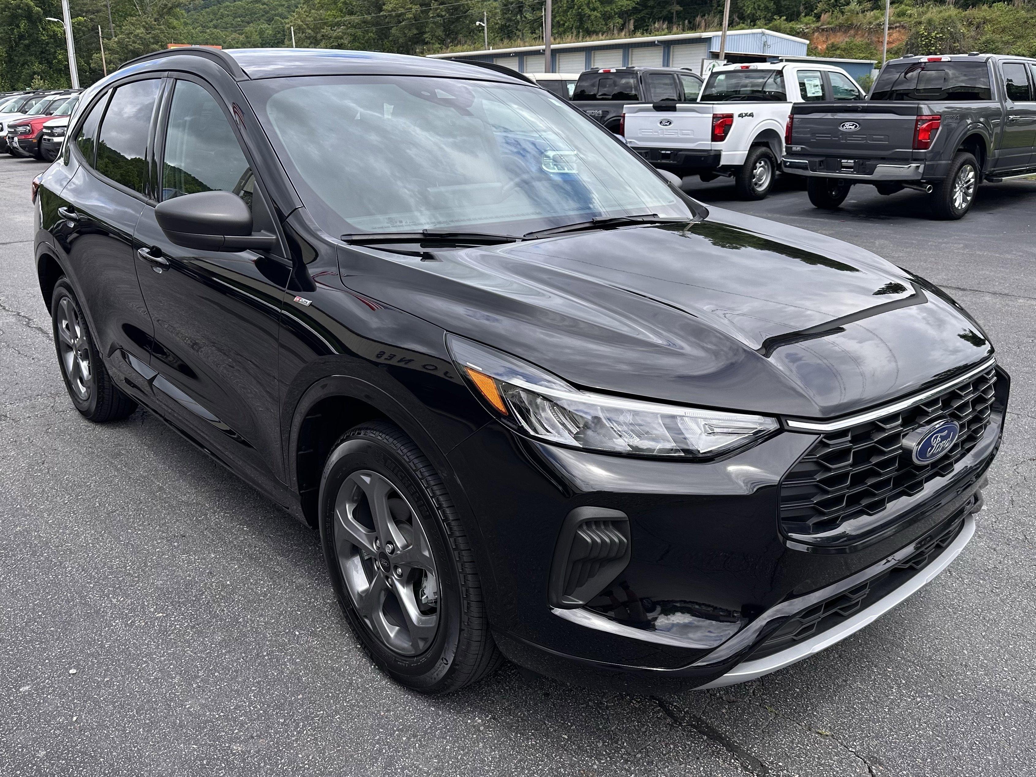 Certified Used 2024 Agate Black Metallic Ford ST-Line image 4