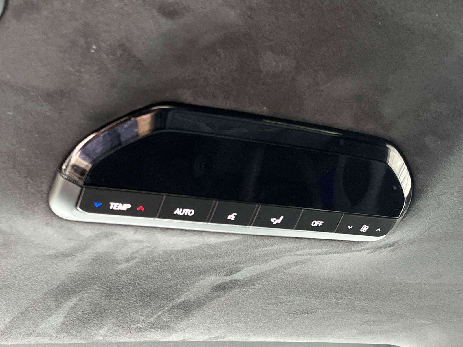 New 2027 Glacial White Pearl Kia SX image 18