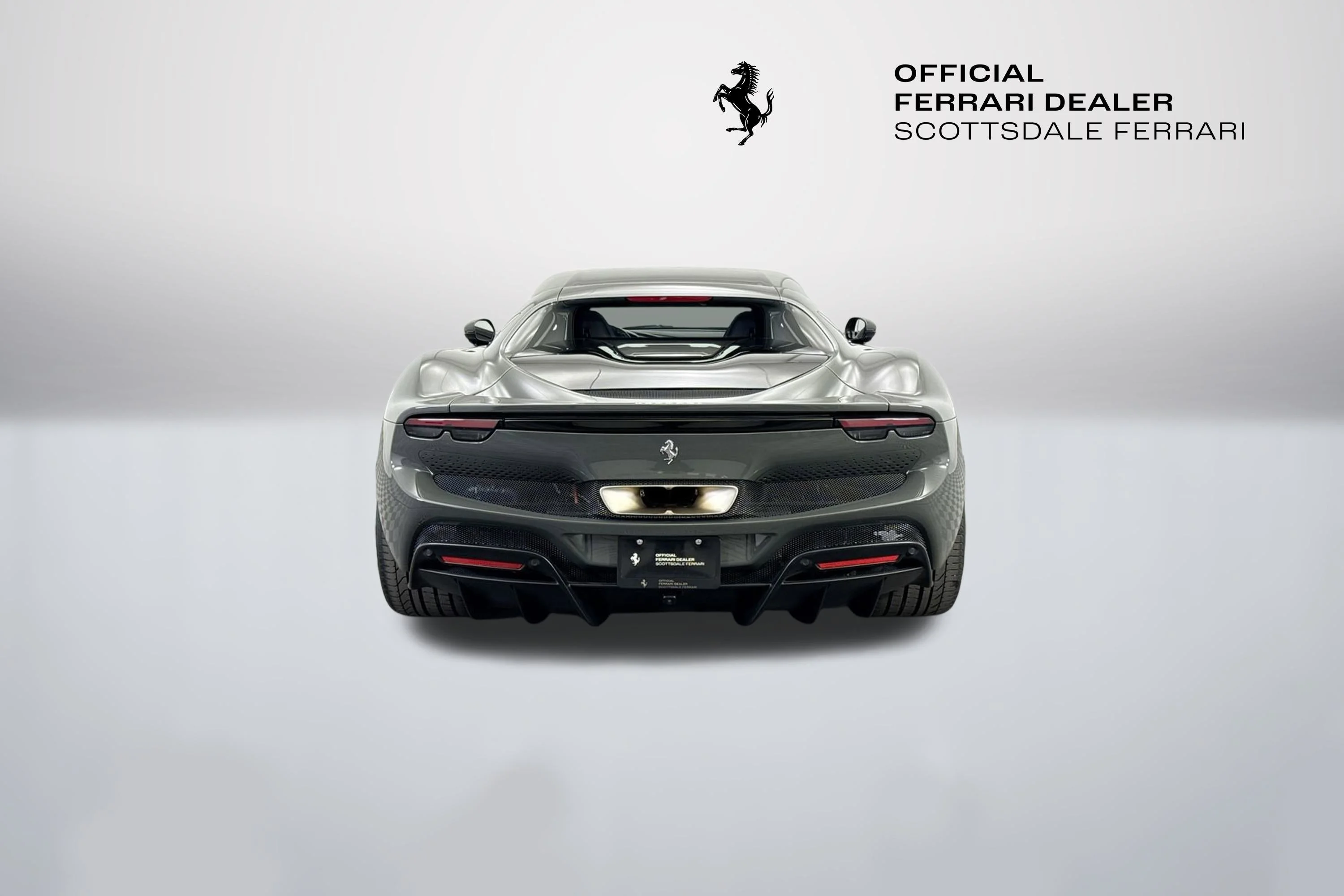 Used 2022 Grigio Scuro Ferrari  image 6