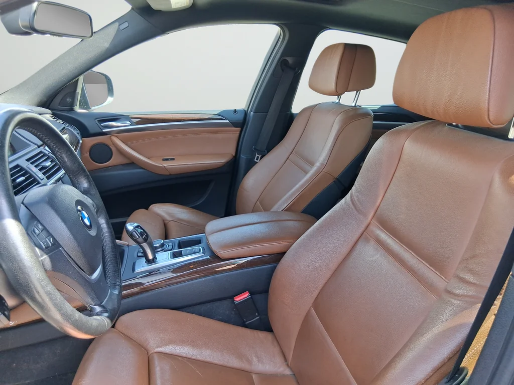 Used 2013 Blue BMW xDrive35i image 9