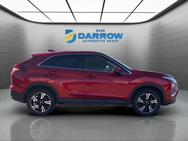 New 2026 Red Mitsubishi SE image 6
