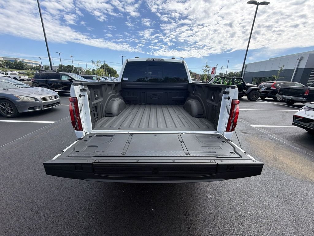 Used 2024 White Ford Raptor image 23