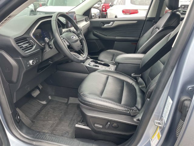 Used 2022 Blue Ford SEL image 24