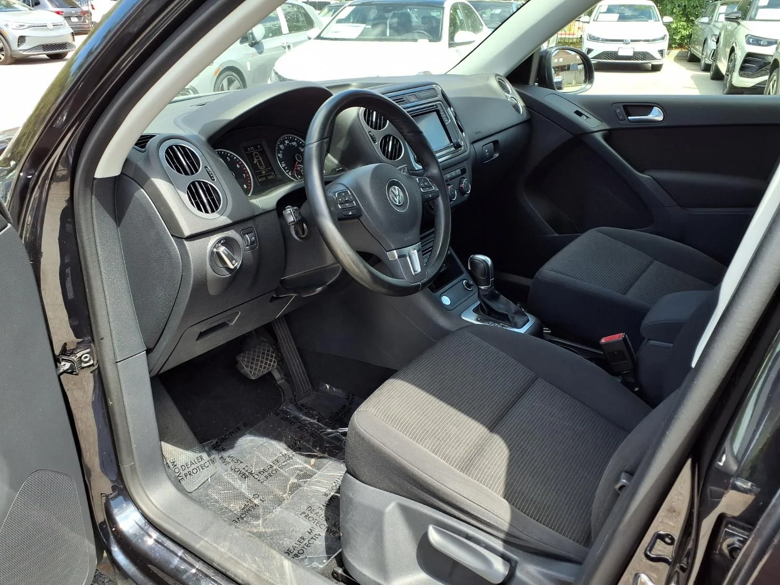 Used 2017 Black Volkswagen 2.0T image 17
