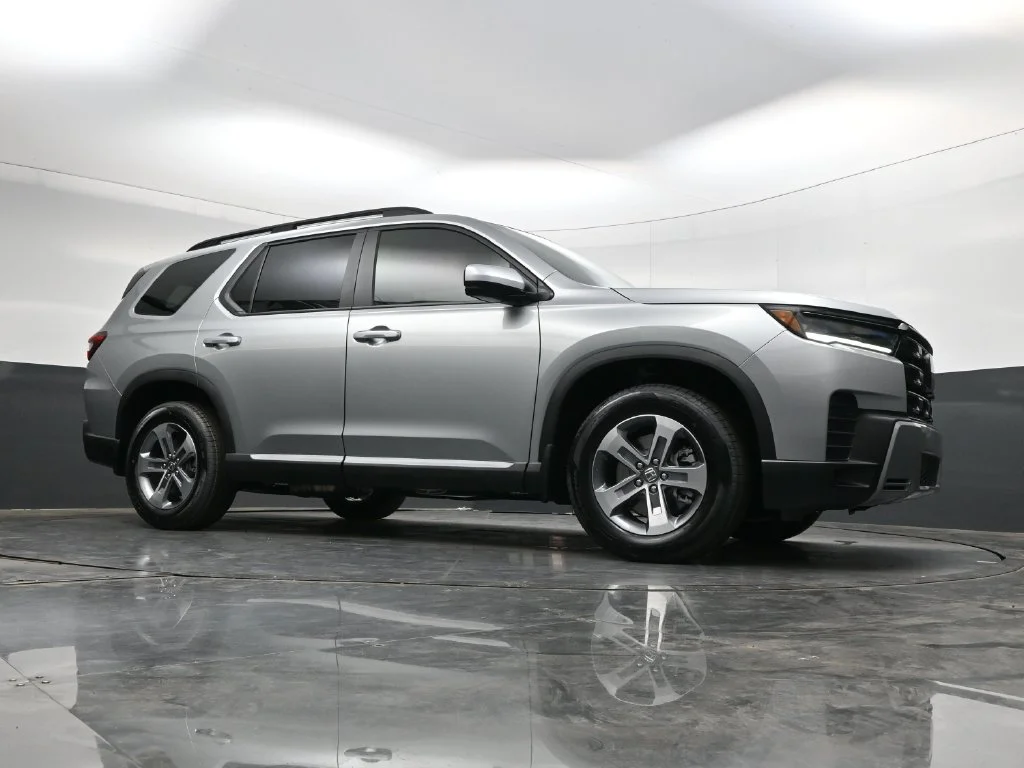 New 2026 Solar Silver Metallic Honda EX-L image 26