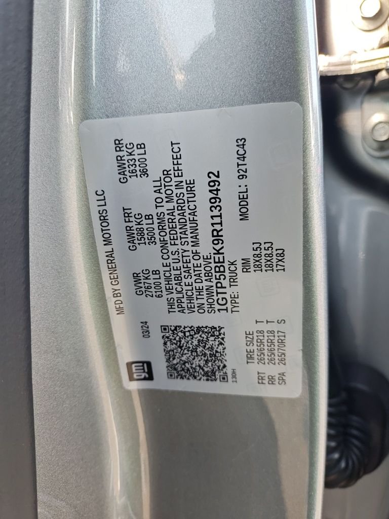 Certified Used 2024 Silver GMC Elevation image 26