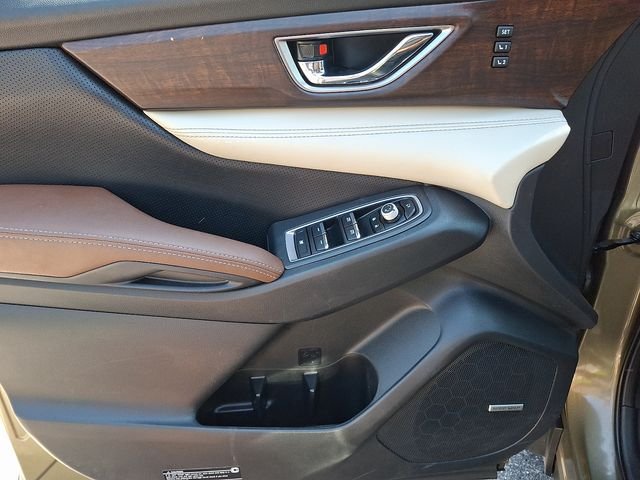 Used 2022 Brown Subaru Touring image 13