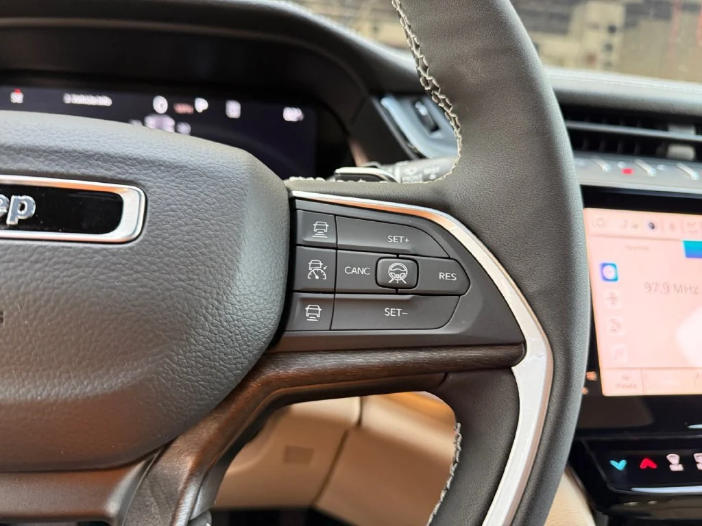 New 2027 Brown Jeep Limited image 25