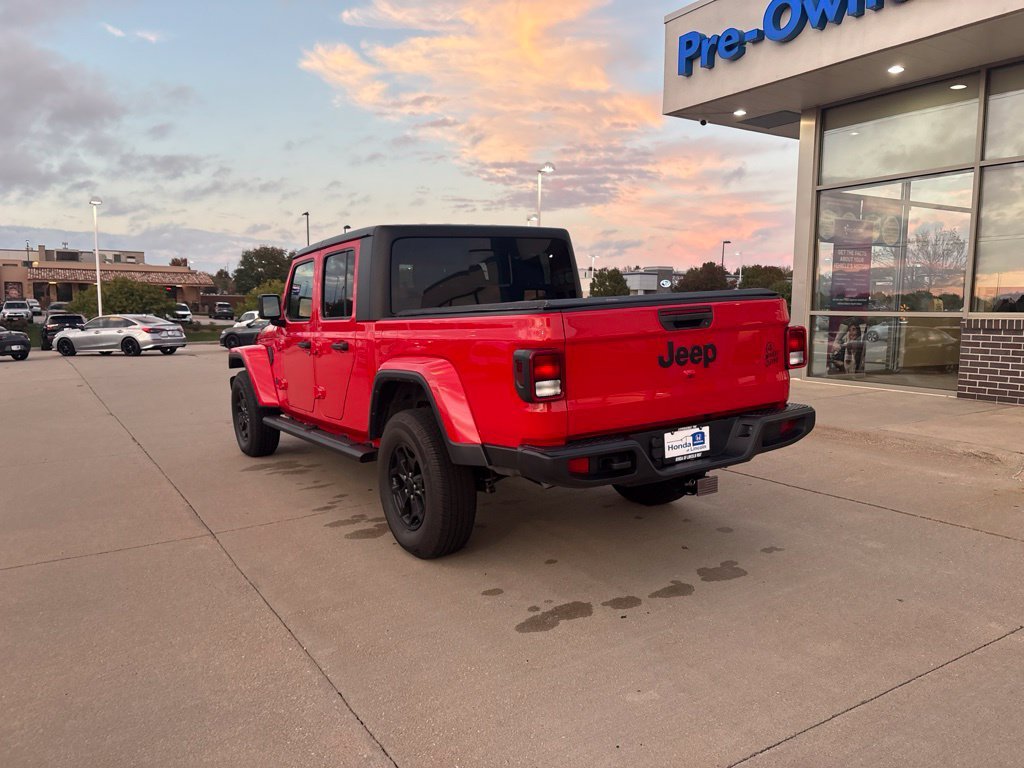 Used 2022 Firecracker Red Clearcoat Jeep Willys image 7