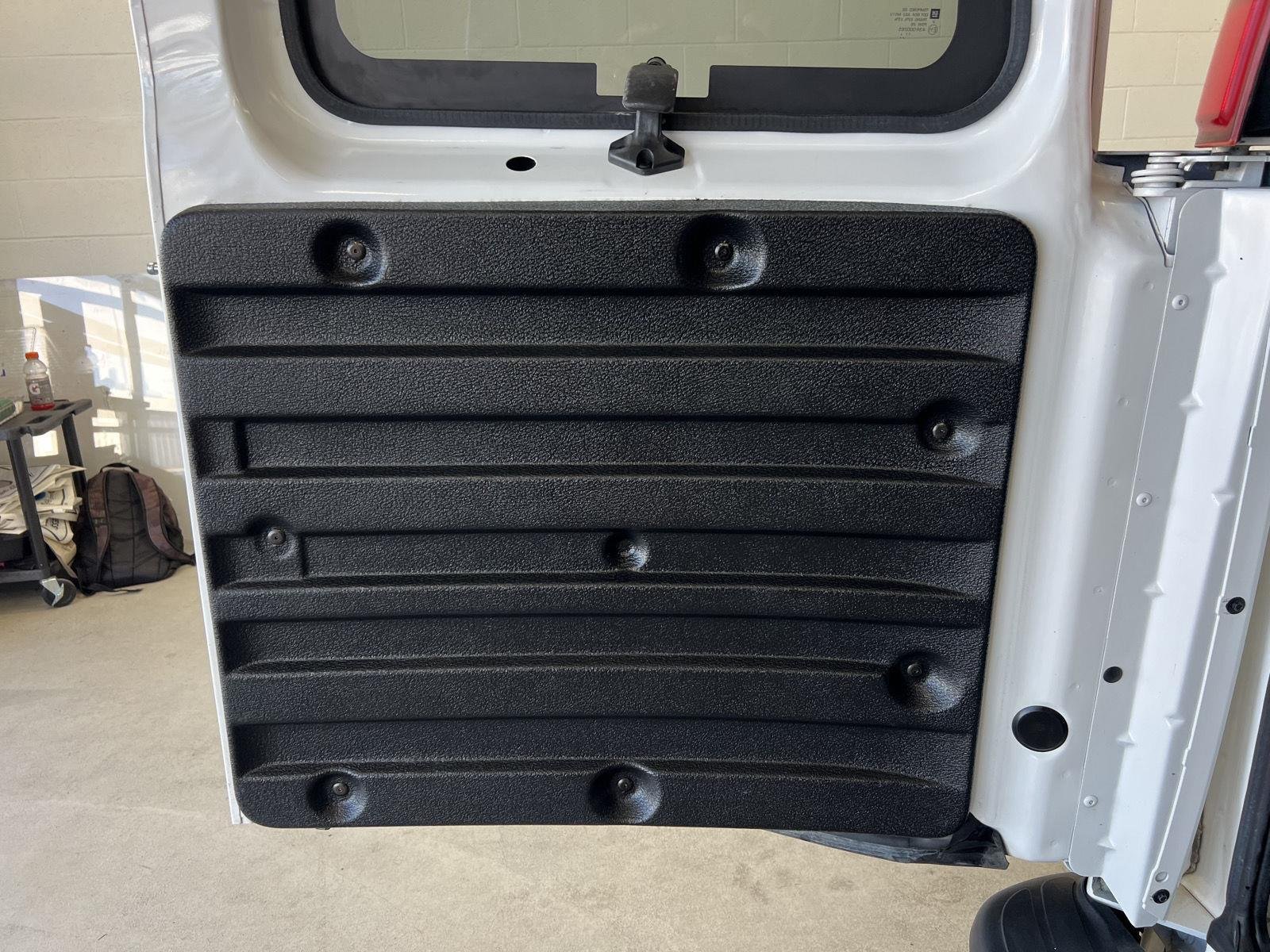 2018 GMC Savana Cargo Work Van - Photo 23