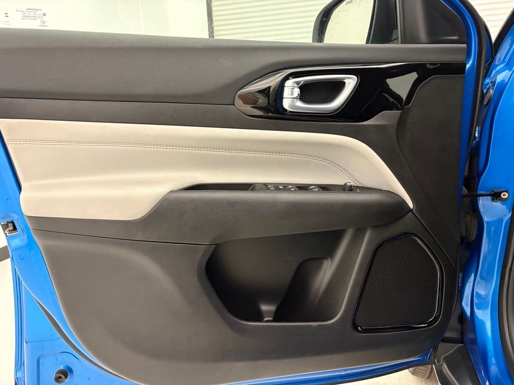 2025 Jeep Compass Limited - Photo 28