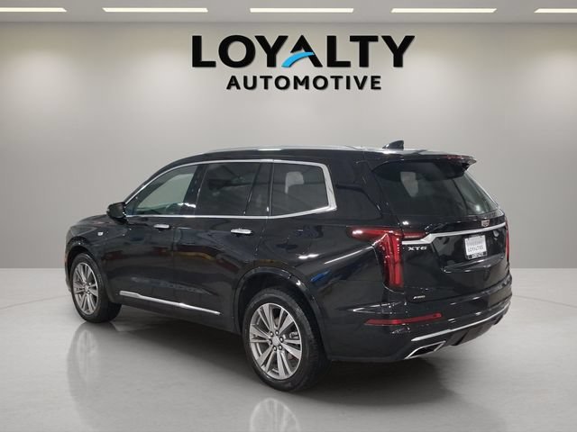 Used 2024 Stellar Black Metallic Cadillac Premium Luxury image 3