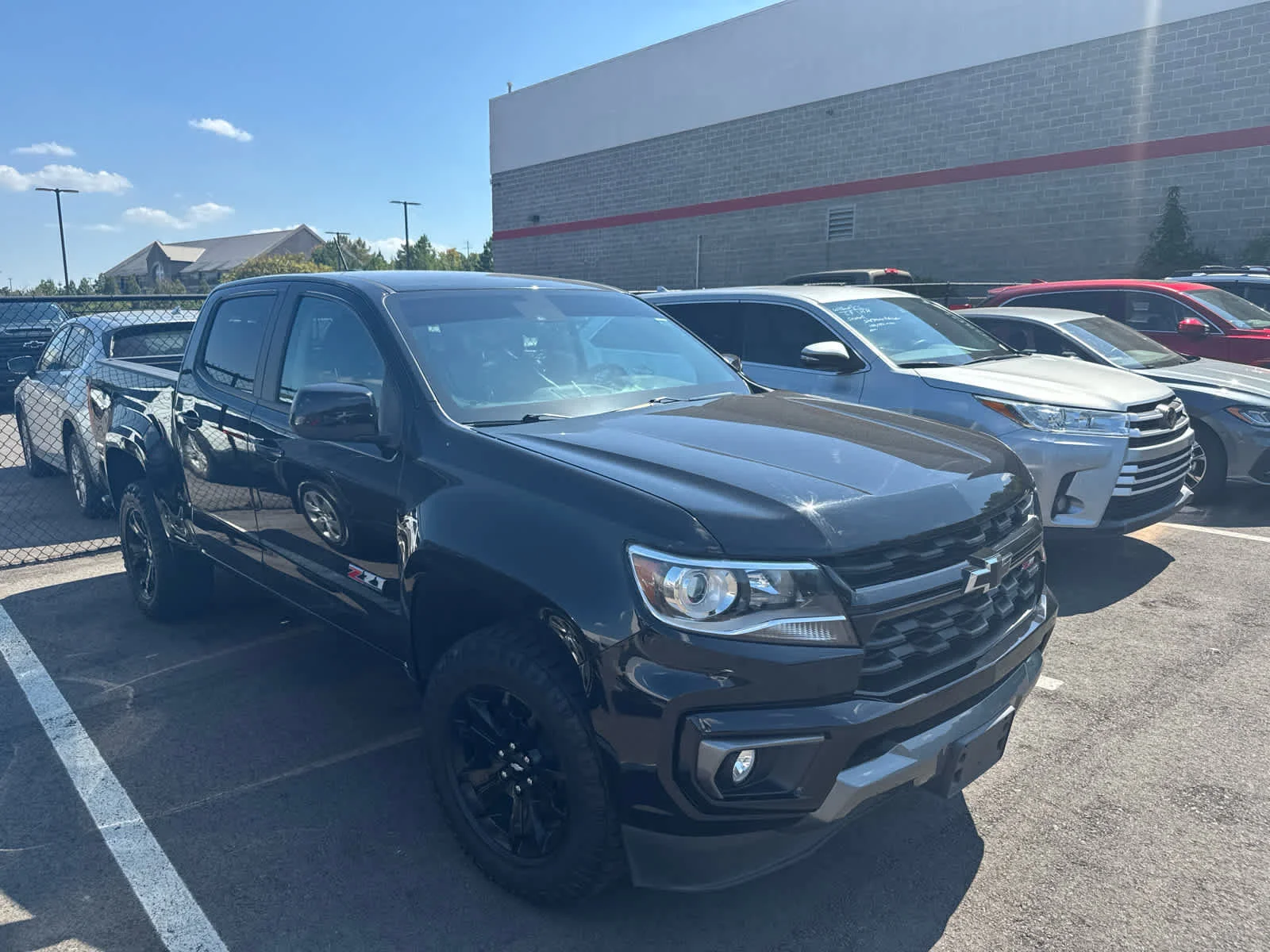 Used 2022 Chevrolet Colorado Z71 with VIN 1GCGTDEN3N1302465 for sale in Little Rock