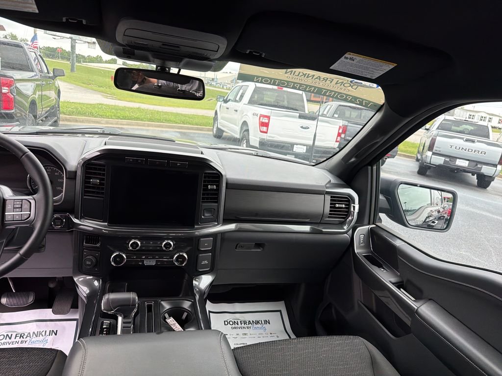 Used 2023 Black Ford XLT image 14