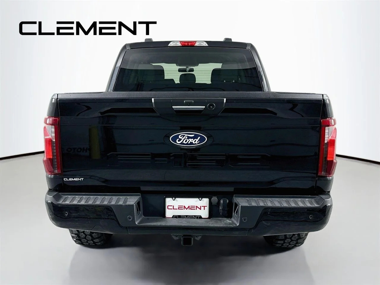 Used 2024 Black Ford XLT image 8