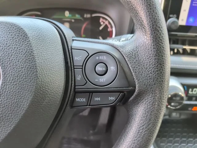 Used 2025 Red Toyota XLE image 16