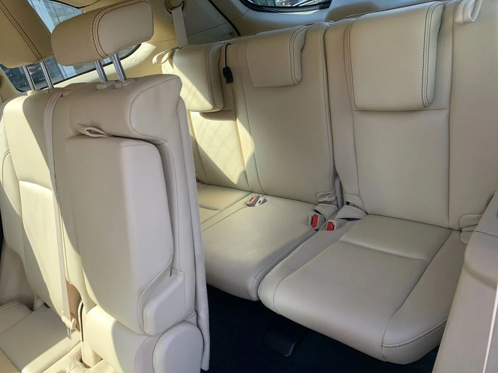 Used 2017 Brown Toyota XLE image 18