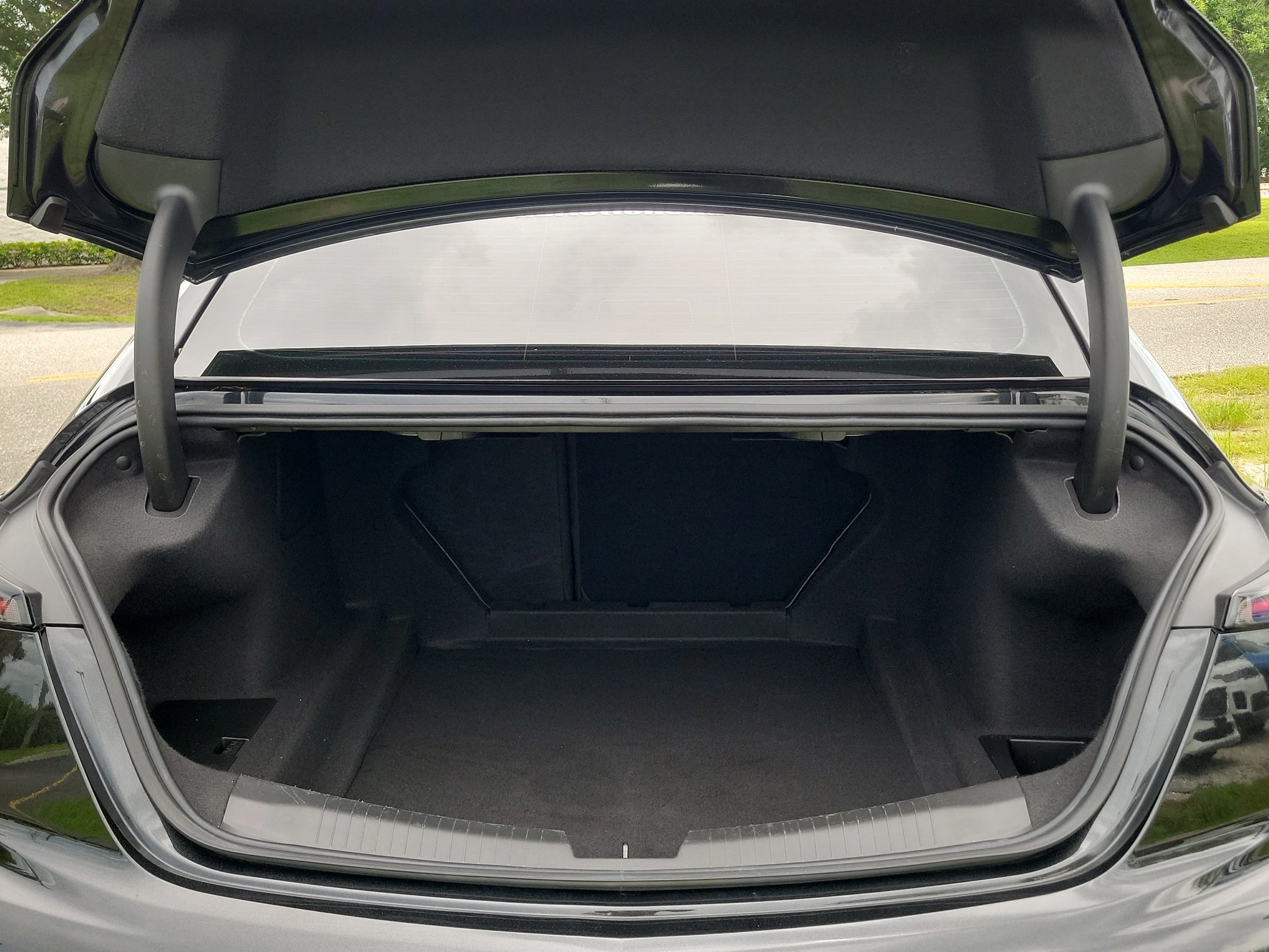 Used 2024 Black Cadillac V-Series image 14