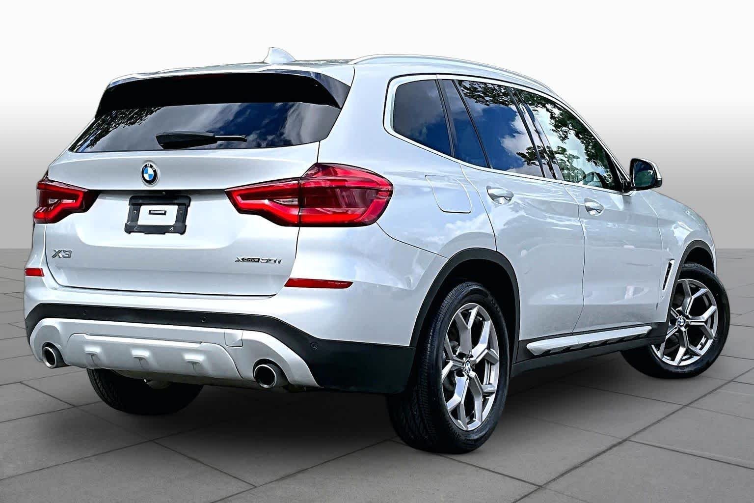 Used 2020 Glacier Silver Metallic BMW xDrive30i image 13