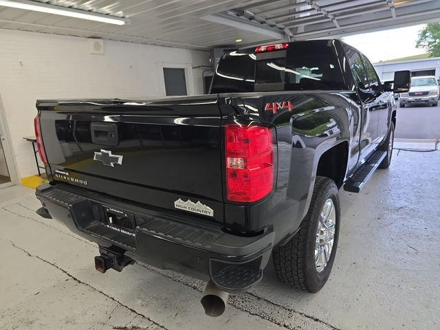 Used 2019 Black Chevrolet High Country image 5