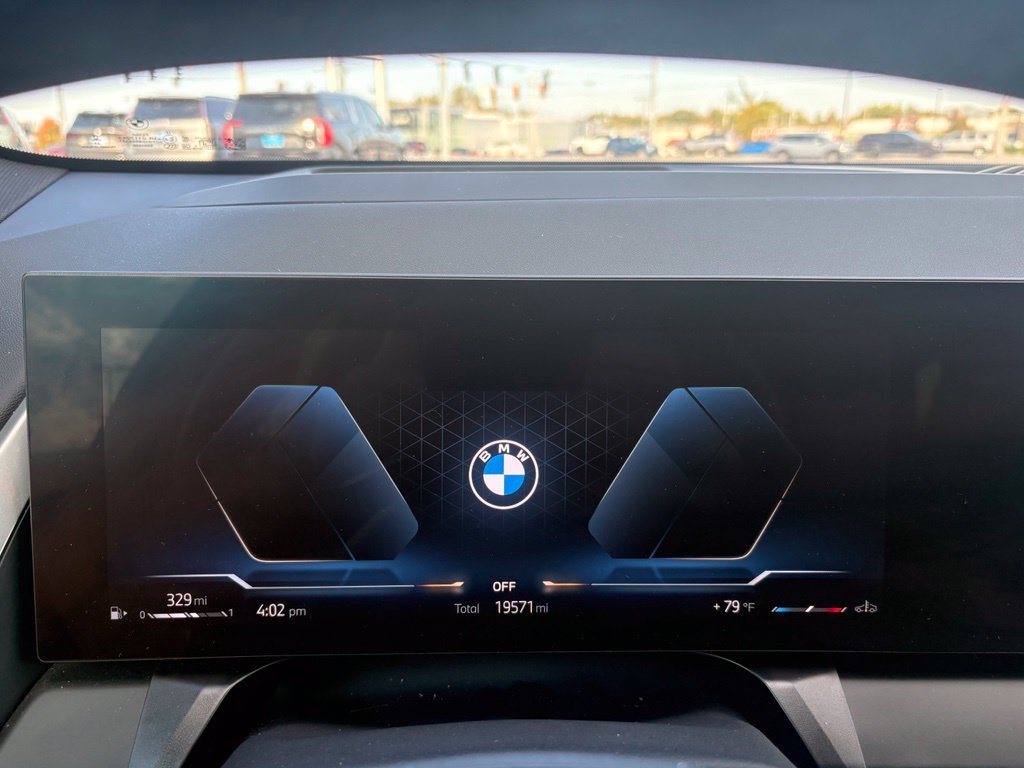 Used 2026 Skyscraper Grey Metallic BMW 30 xDrive image 6