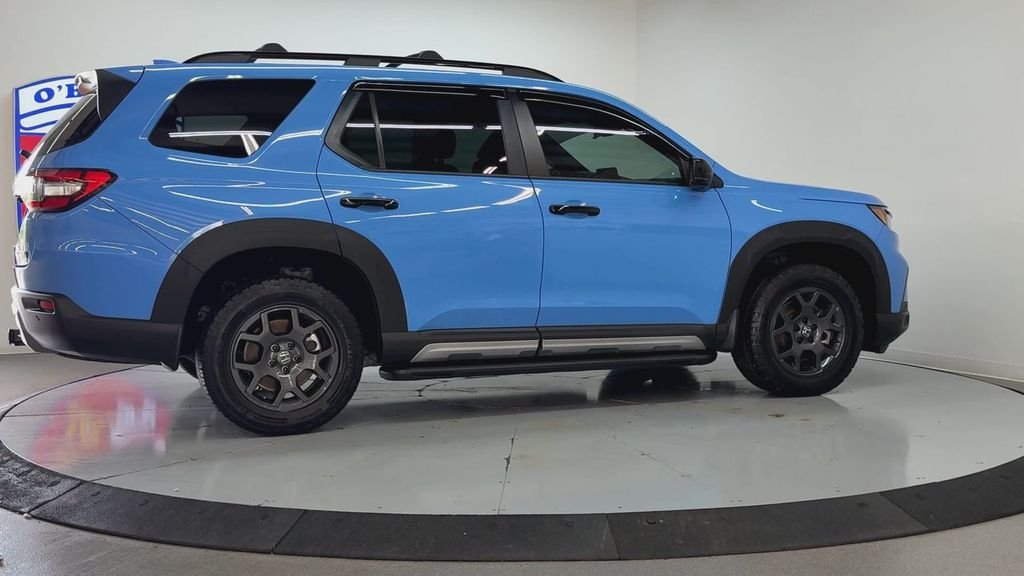 Used 2023 Blue Honda TrailSport image 4