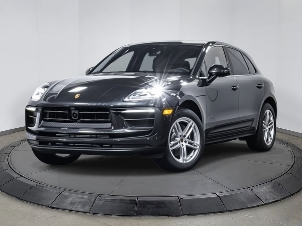 2025 Porsche Macan
