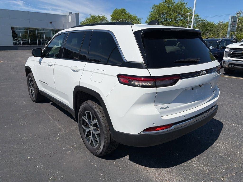 Used 2025 Bright White Clearcoat Jeep Limited image 7