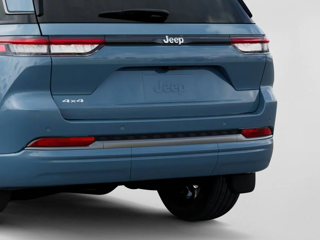 New 2026 Steel Blue Exterior Paint Jeep Limited Reserve image 13