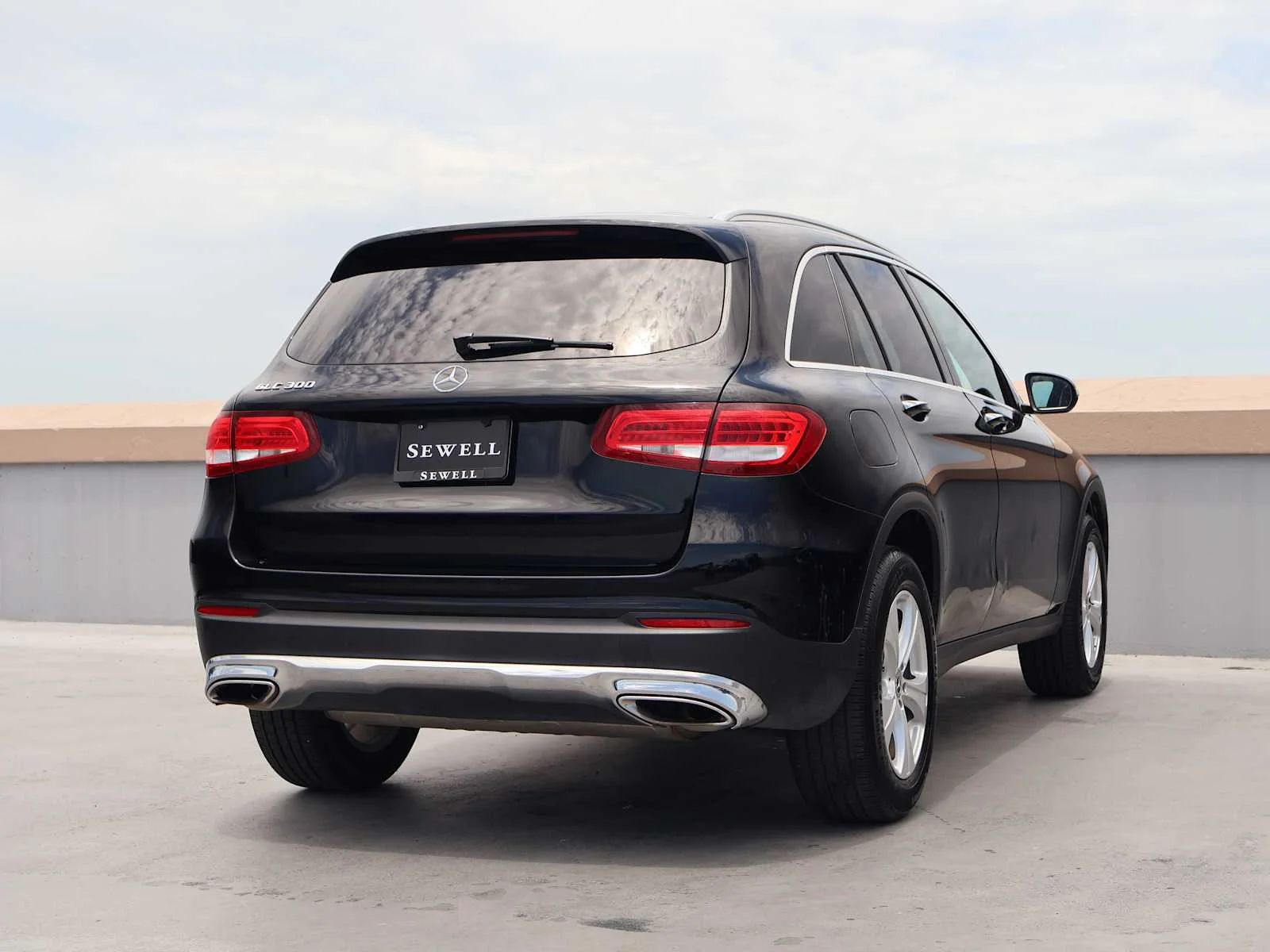 Used 2018 Black Mercedes-Benz GLC 300 image 7