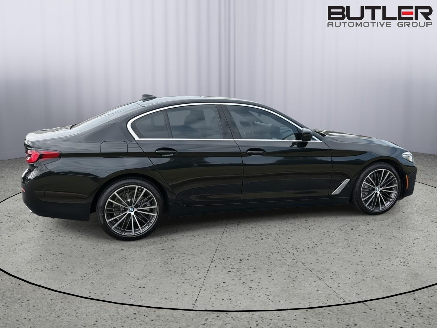 Used 2023 Black Sapphire Metallic BMW 530i image 7