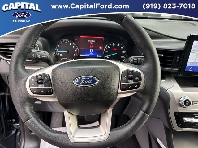 Used 2023 Blue Ford XLT image 25