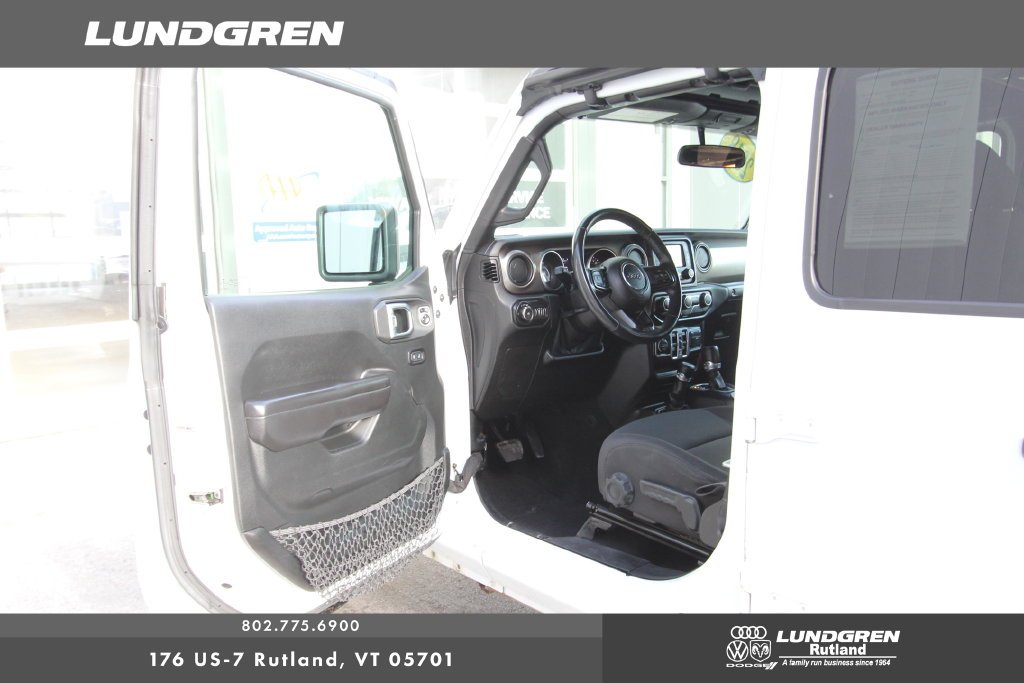 Used 2018 White Jeep Unlimited Sport S image 8