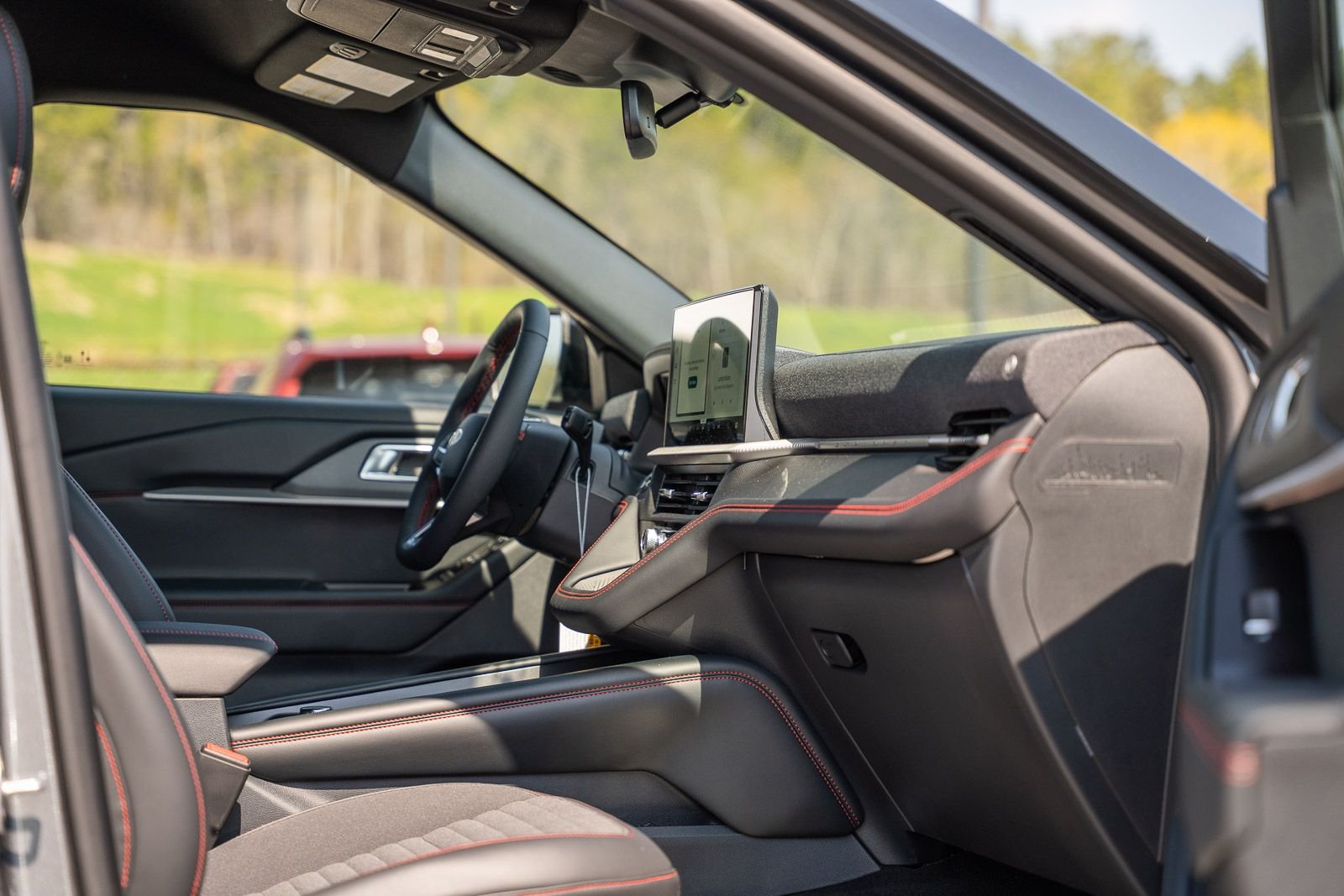New 2026 Carbonized Gray Metallic Ford ST-Line image 11