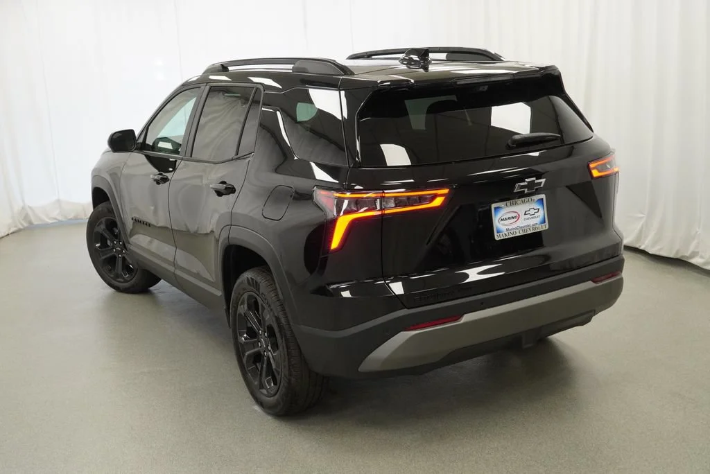 New 2027 Mosaic Black Metallic Chevrolet LT image 36