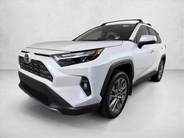 Certified Used 2025 WIND CHILL PEARL Toyota  image 8