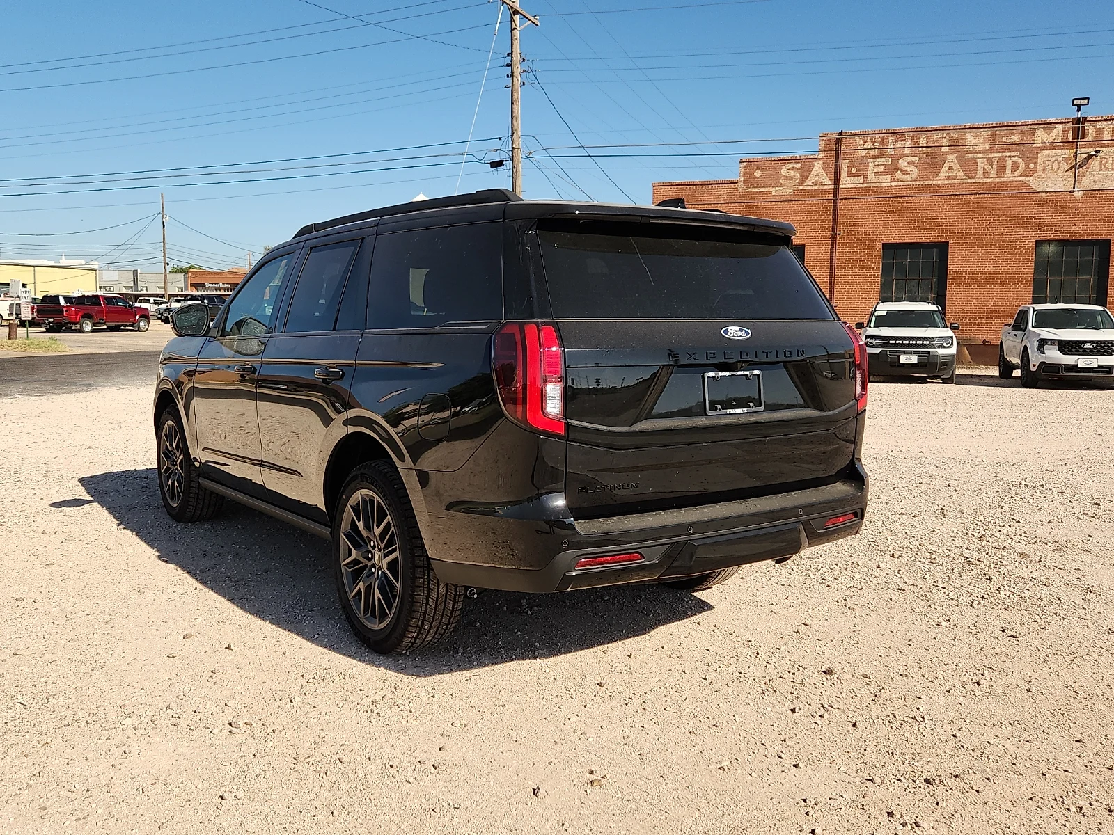 New 2027 Agate Black Metallic Ford Platinum image 5