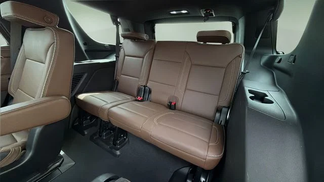 Used 2024 Black Chevrolet High Country image 20