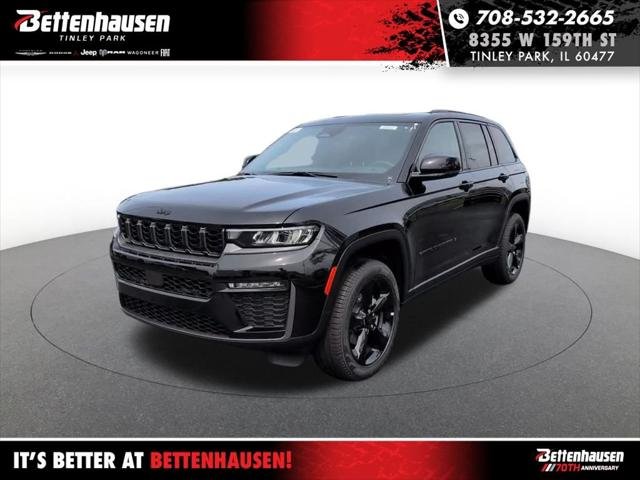 New 2026 Diamond Black Crystal Pearlcoat Jeep Limited image 1