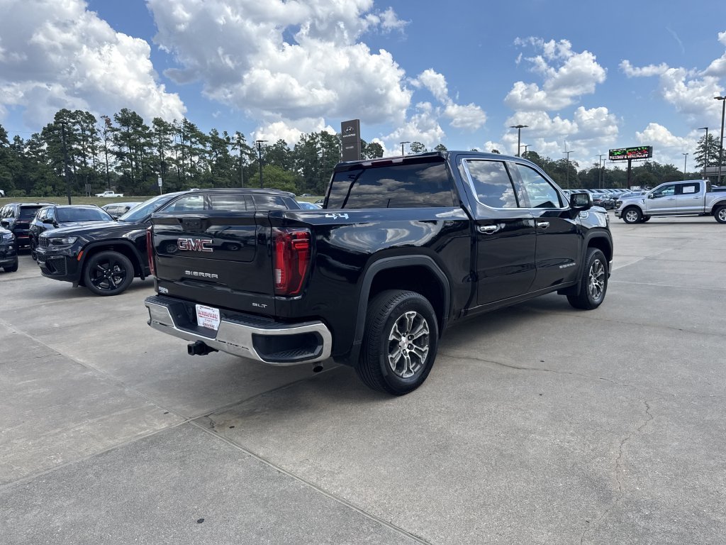 Used 2025 Black GMC SLT image 5