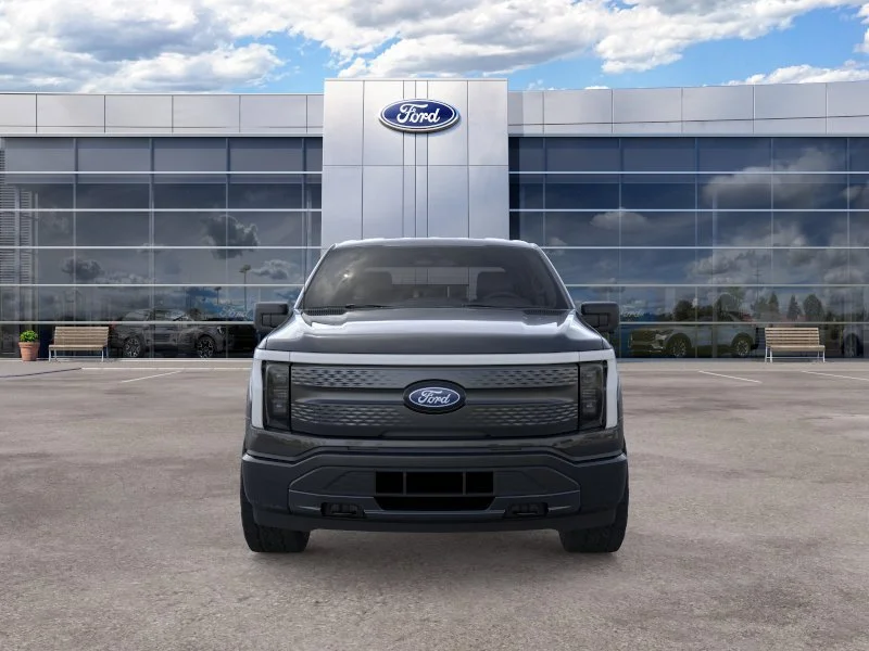 2025 Ford F-150 Lightning XLT - Photo 6