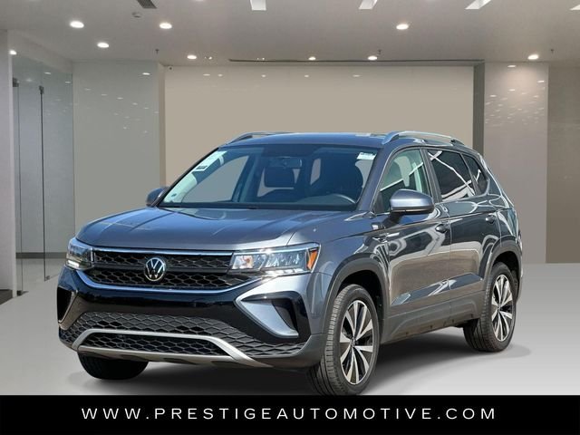 2022 Volkswagen Taos 1.5T SE 4Motion's photo