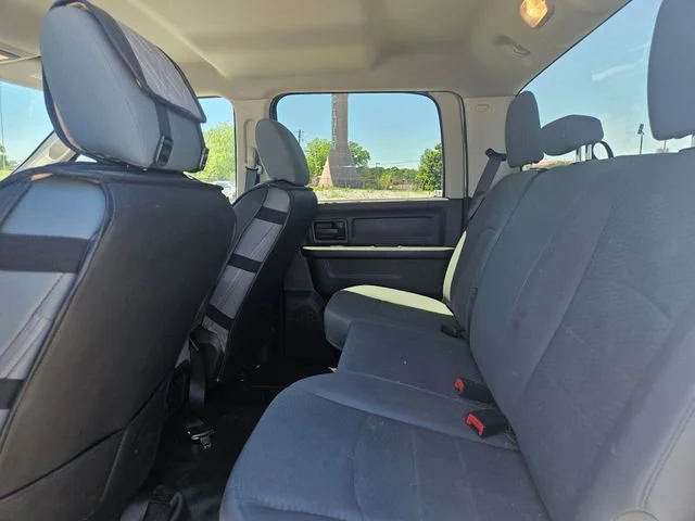 Used 2018  Ram Tradesman image 25