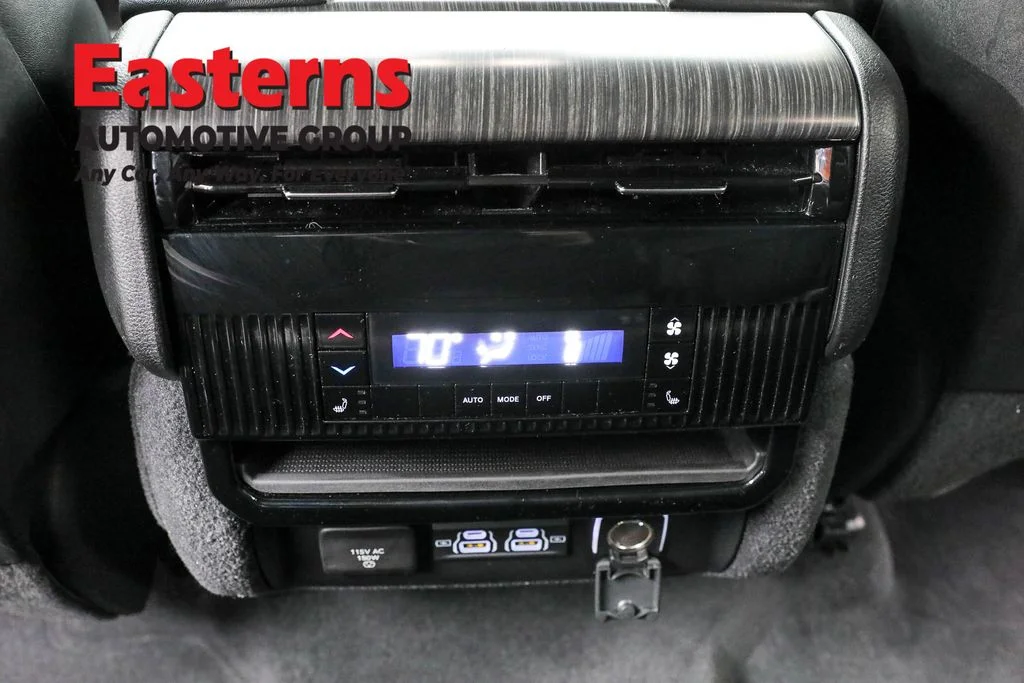 Used 2023 White Jeep Series III image 20