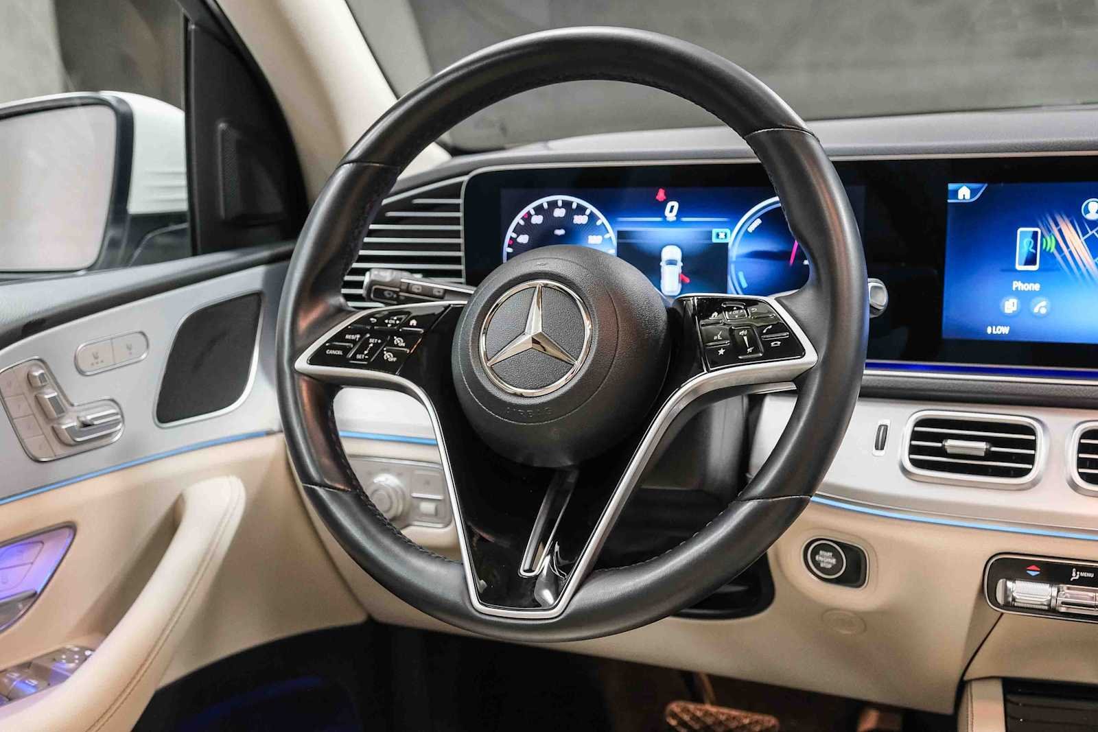 Certified Used 2024 Polar White Mercedes-Benz GLE 450e Plug-In Hybrid image 19