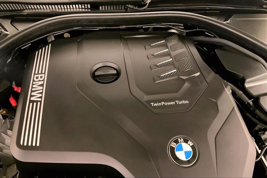 Used 2023 White Metallic BMW 330i xDrive image 31